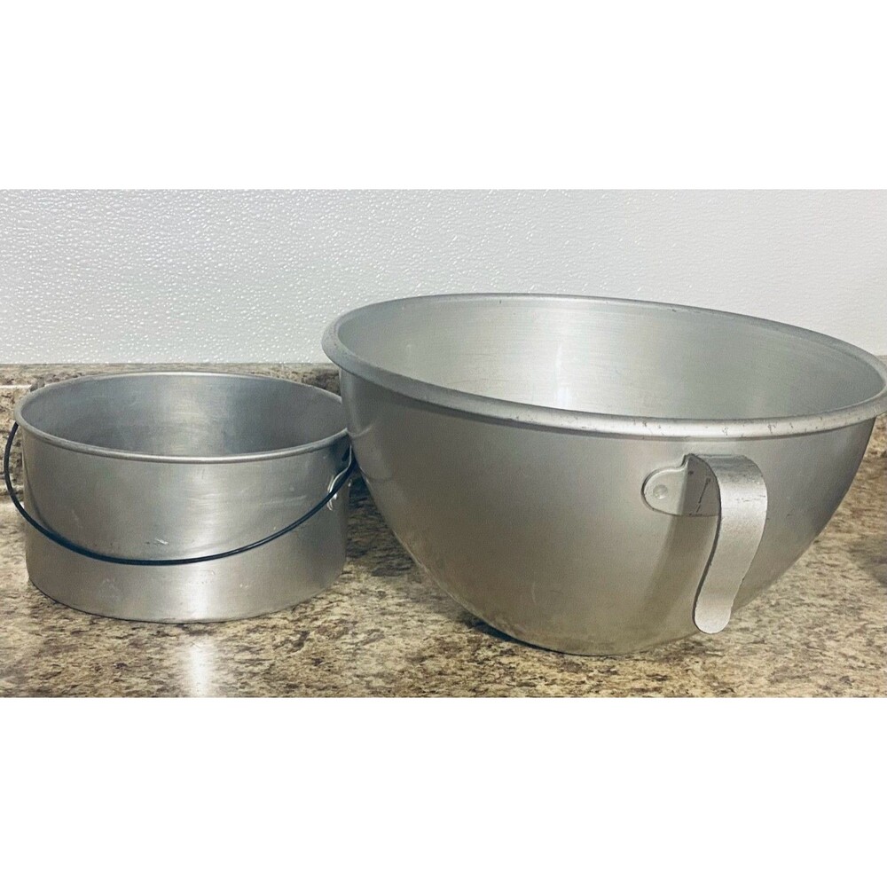 Vtg Aluminum Mixing Bowl Wear Ever & Japan Camp Pot Rustic Farmhouse Kitchen